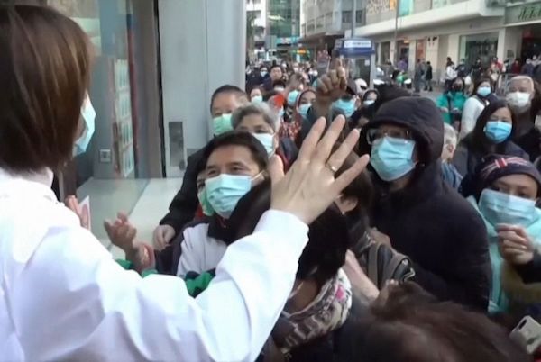 5e80dd7cd200f200131_vod_coronavirus_explainer_hpMain_16x9_992